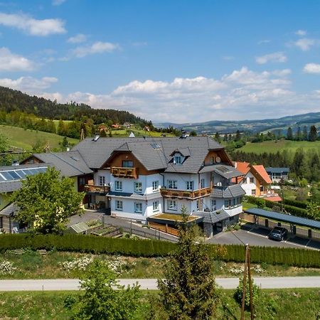 Ferienwohnungen Perhofer Birkfeld Экстерьер фото