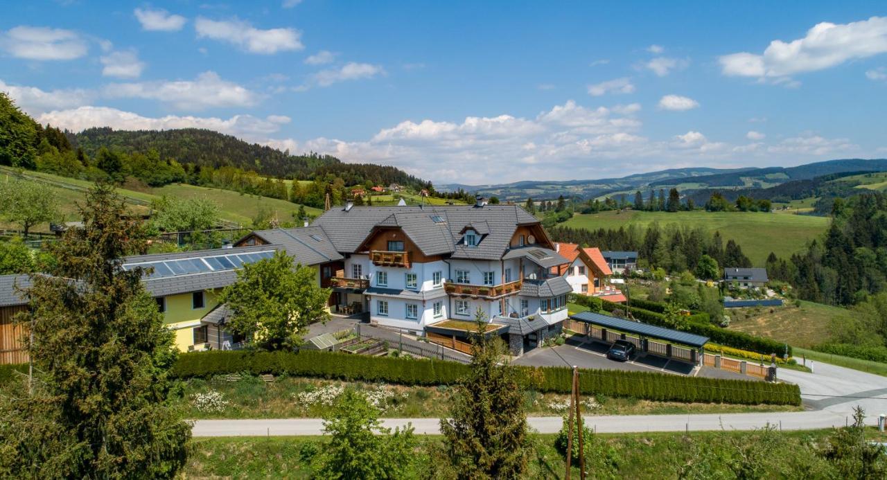 Ferienwohnungen Perhofer Birkfeld Экстерьер фото